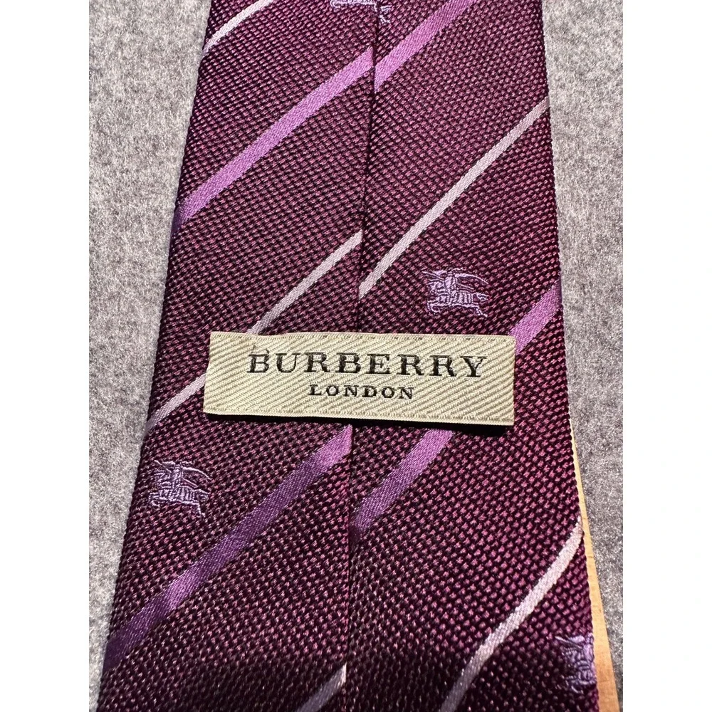 Burberry London Silk Tie Plum Purple Striped Prorsum Knight Logo Italy Mens